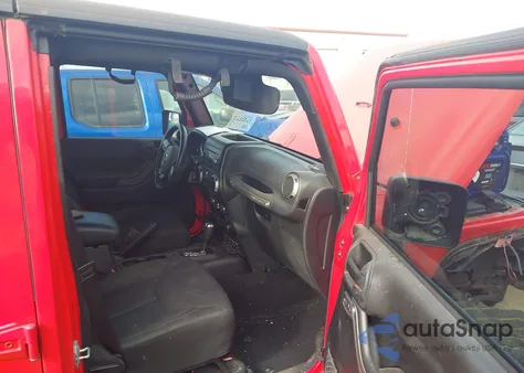 2016 Jeep Wrangler Unlimited Sport z USA, uszkodzony, nr VIN 1C4BJWDG3GL118178